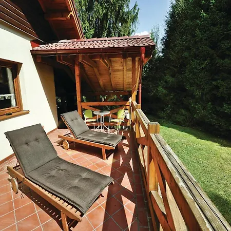 Three-bedroom Holiday In Smižany