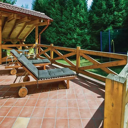 Three-bedroom Holiday In