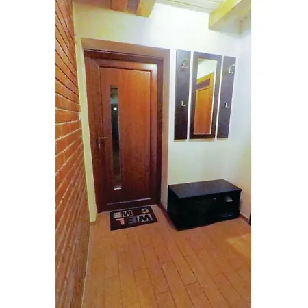 Three-bedroom Holiday In בית נופש *